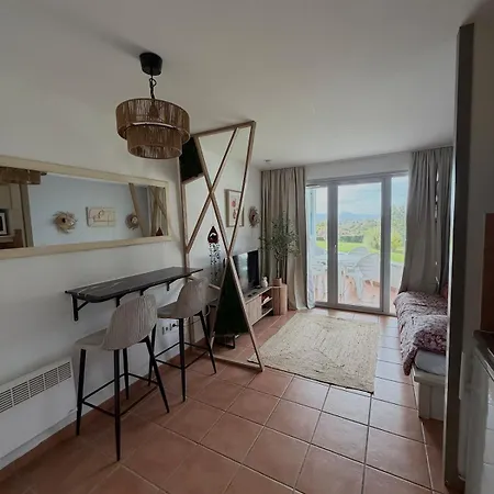 Cocon Lumineux Avec Piscine Et Vue Sur Les Pyrenees Apartament
